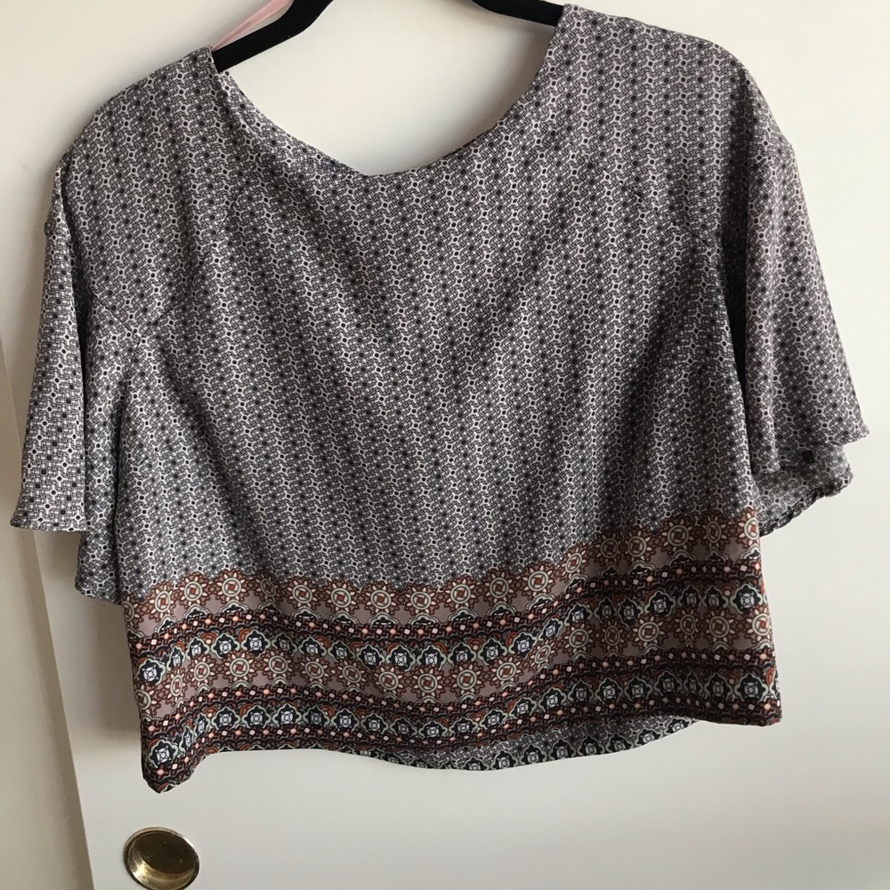 Detailed top!